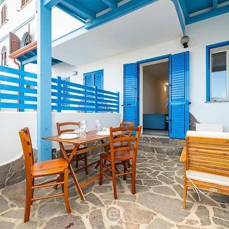 Holiday home Azure House