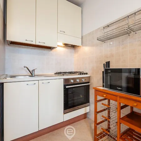 Azure House Nyaraló